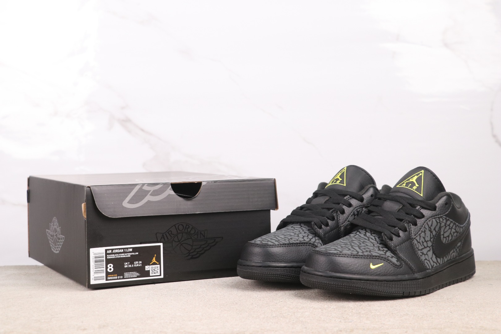 20251115/Nike_251115-1